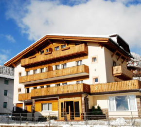 Гостиница Residence Adler  Сан-Мартино-Ди-Кастроцца